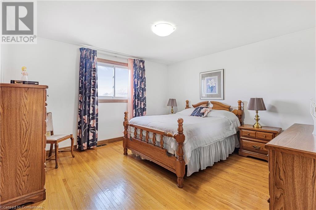 212 Margaret Avenue, Stoney Creek, Ontario  L8E 2H8 - Photo 25 - 40730773