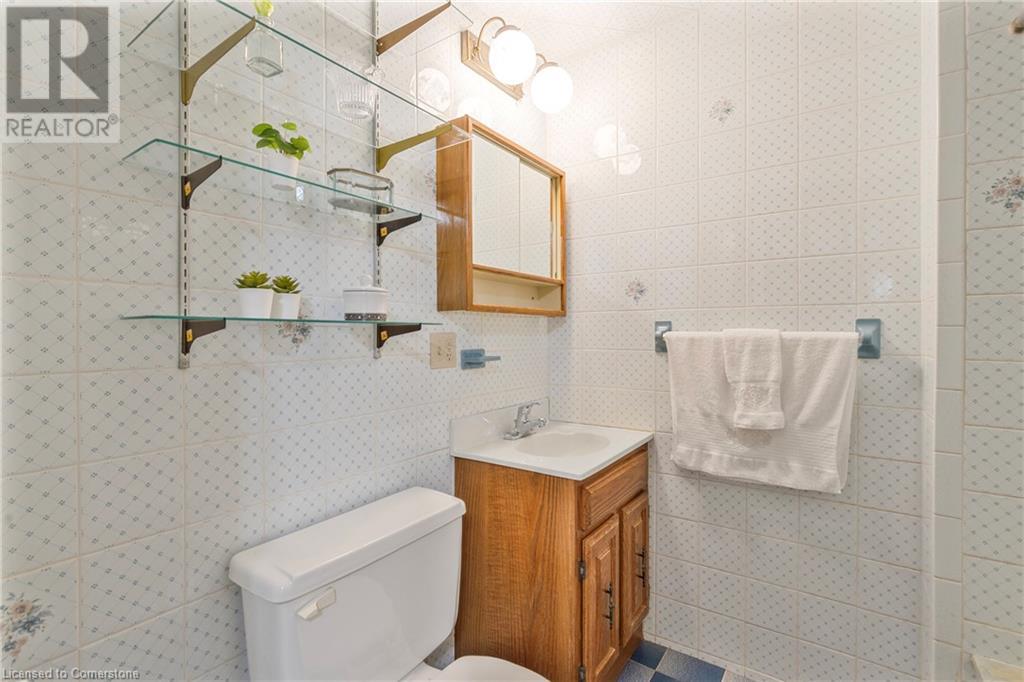 212 Margaret Avenue, Stoney Creek, Ontario  L8E 2H8 - Photo 37 - 40730773