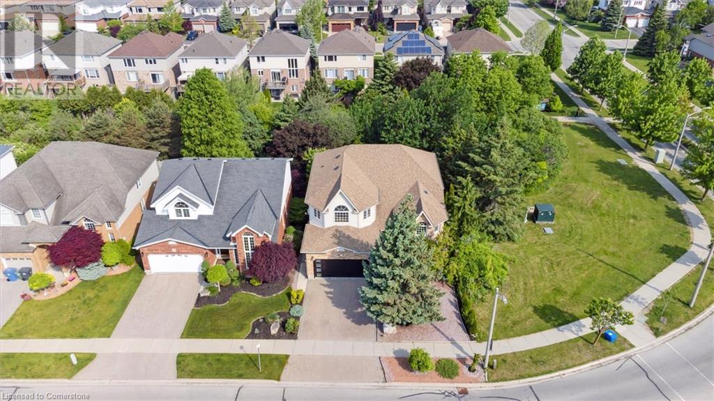 Property at 214 SUMMERFIELD Drive image 4