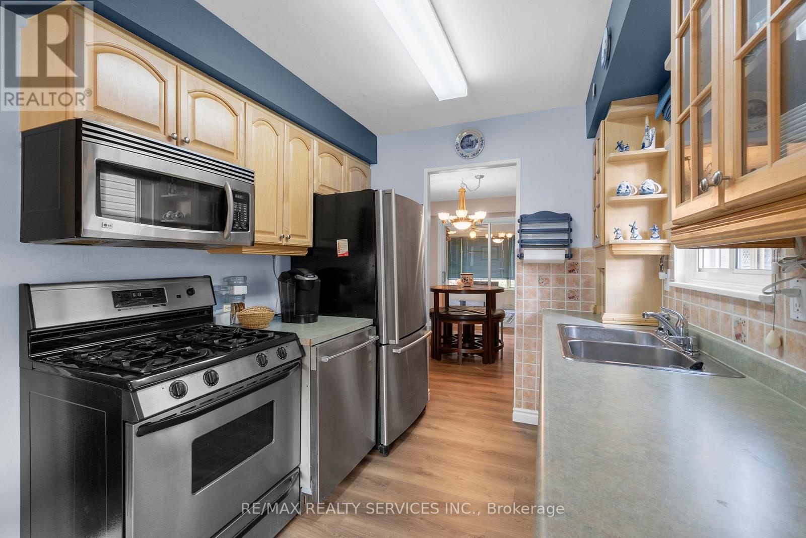 22 Nottawasaga Crescent, Brampton, Ontario  L6Z 1B9 - Photo 12 - W12197498