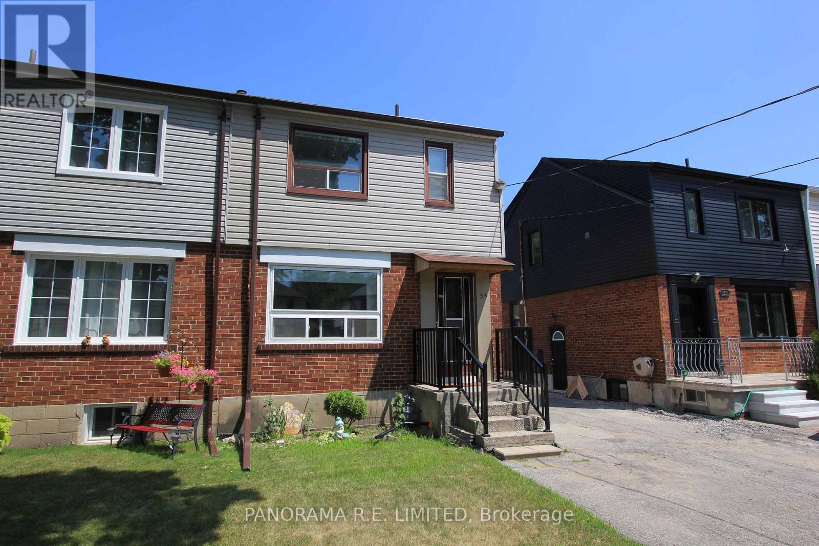 Main - 33 Dayton Avenue, Toronto, Ontario  M8Z 3L8 - Photo 3 - W12197532