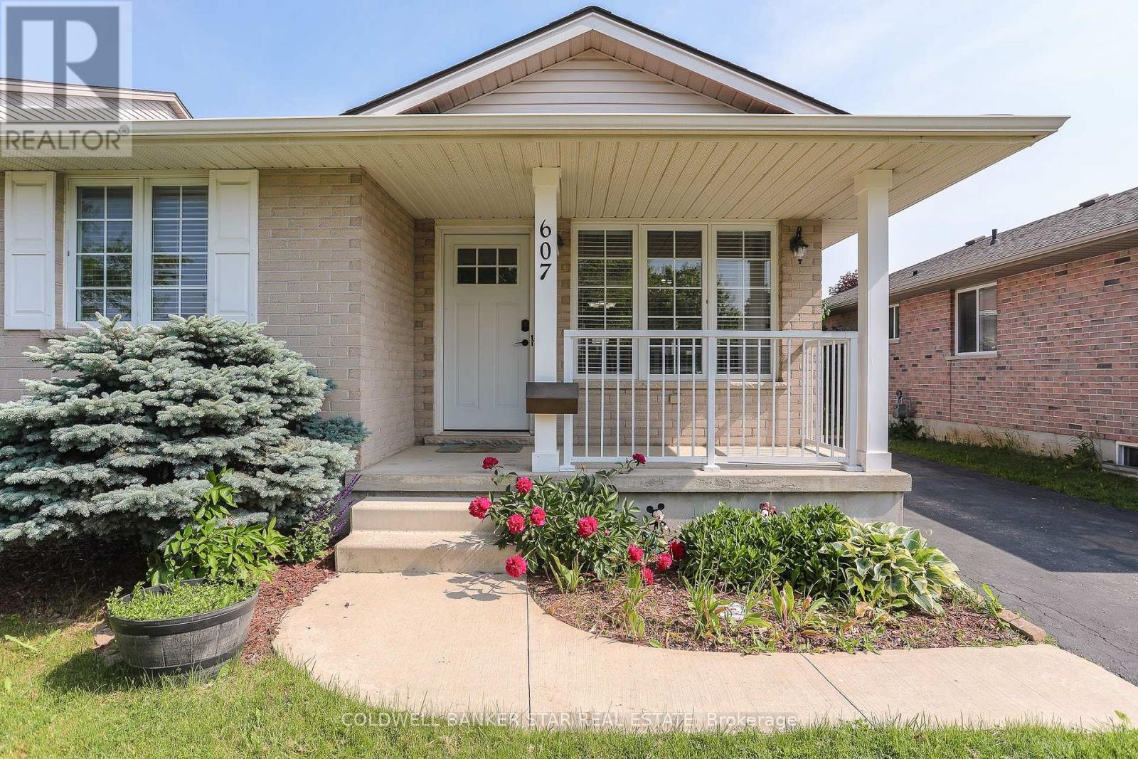 607 Highview Drive, St. Thomas, Ontario  N5R 6B4 - Photo 3 - X12197571