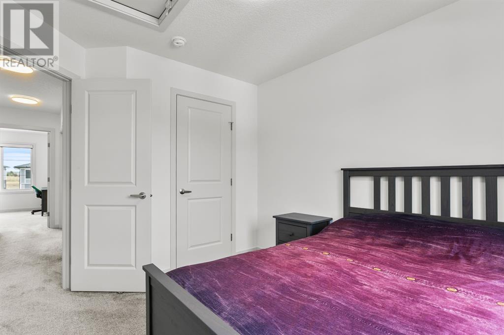385 Fireside Way, Cochrane, Alberta  T4C 3B1 - Photo 19 - A2216411