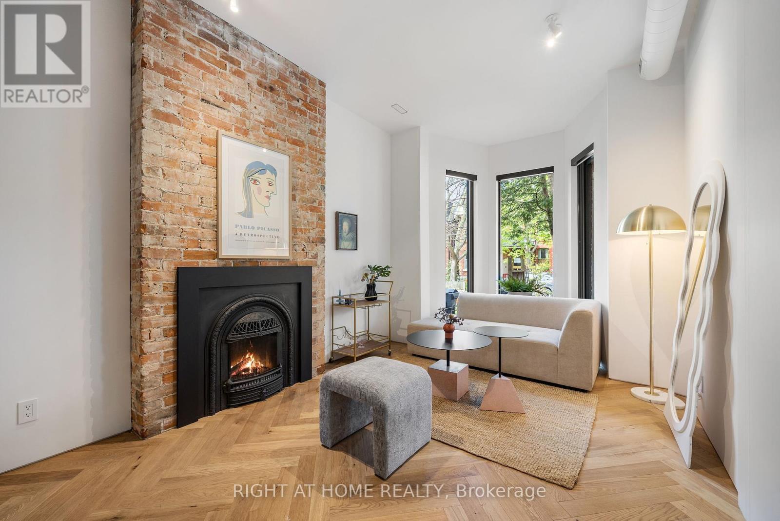 259 Lisgar Street, Toronto, Ontario  M6J 3G8 - Photo 18 - C12197548