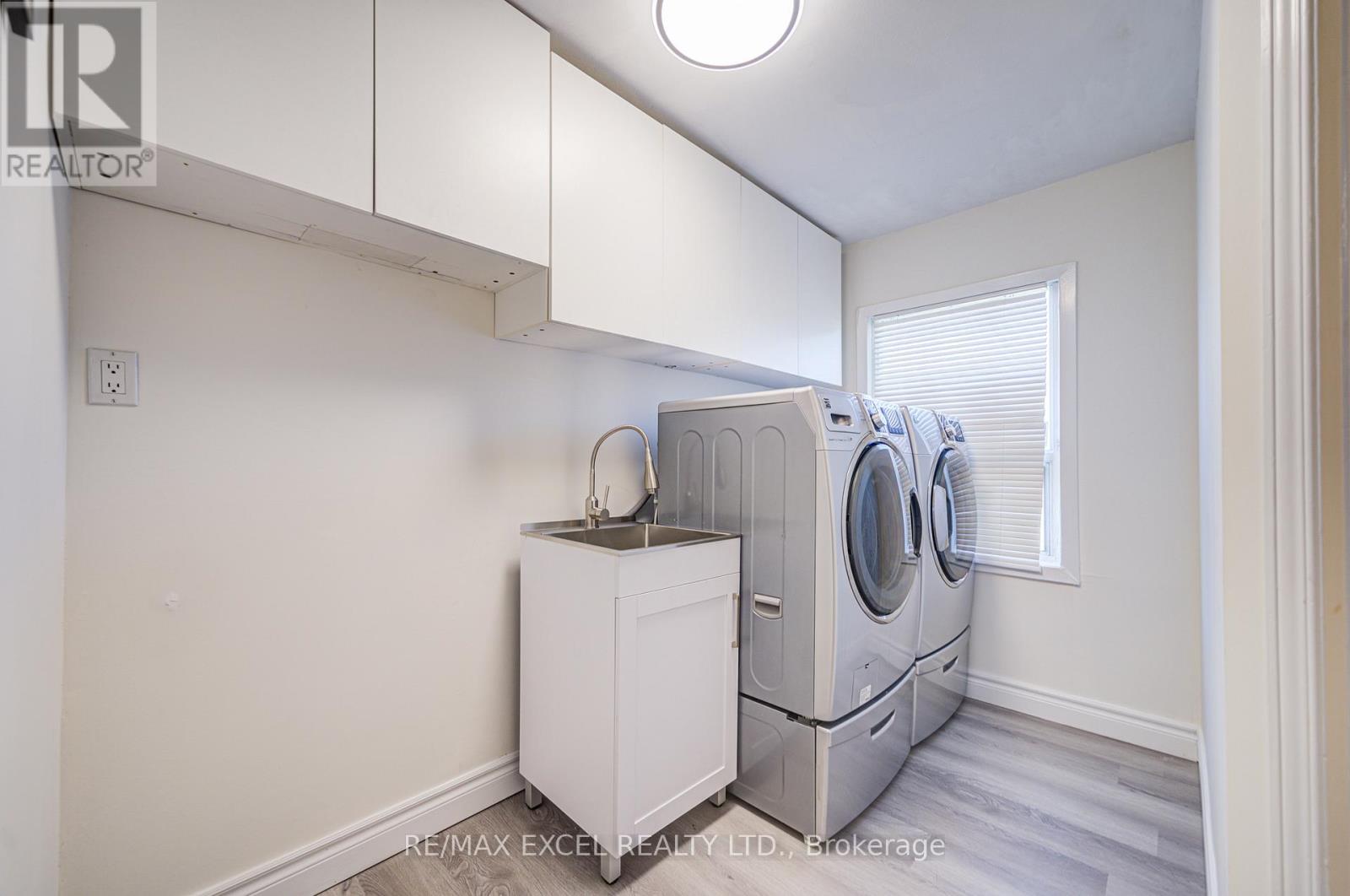 523 Delaware Avenue, Toronto, Ontario  M6H 2V3 - Photo 13 - C12197553