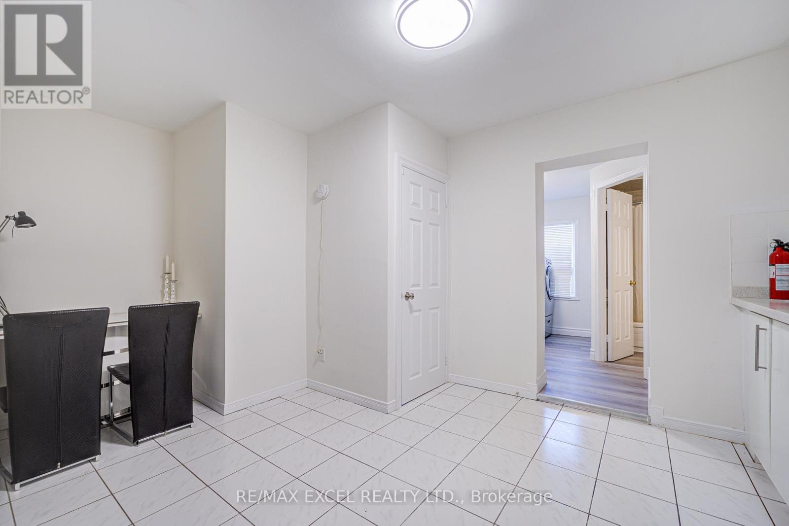 523 Delaware Avenue, Toronto, Ontario  M6H 2V3 - Photo 17 - C12197553