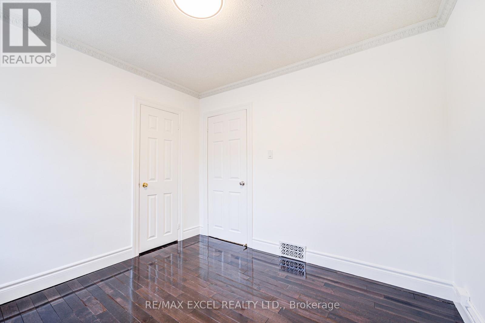 523 Delaware Avenue, Toronto, Ontario  M6H 2V3 - Photo 22 - C12197553