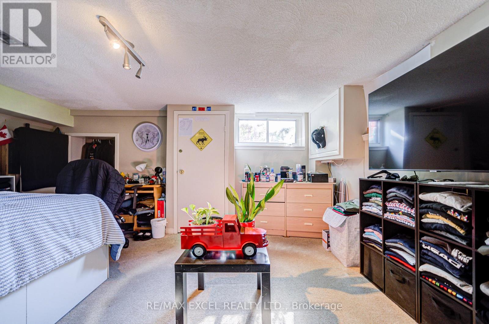 523 Delaware Avenue, Toronto, Ontario  M6H 2V3 - Photo 33 - C12197553
