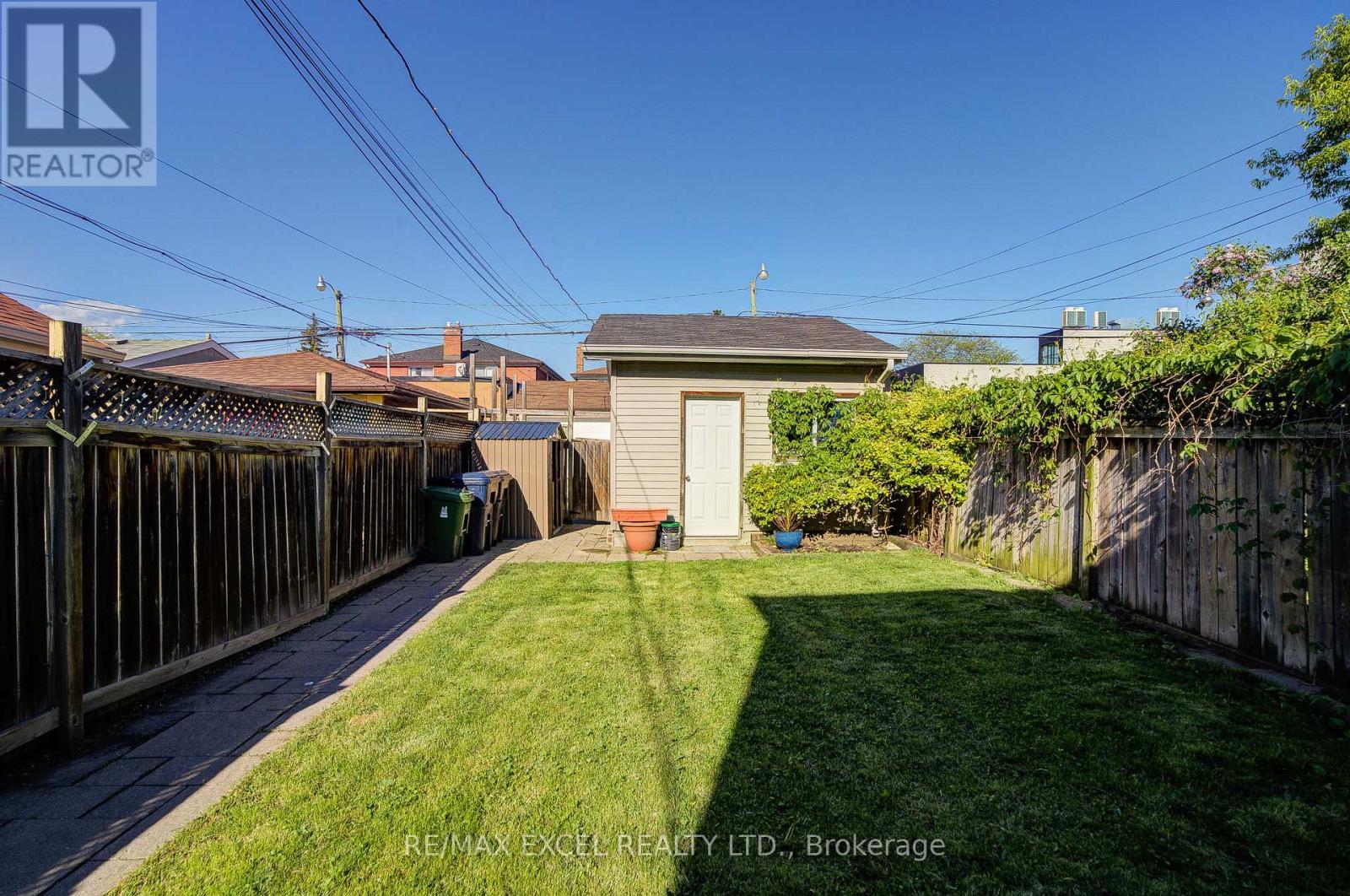 523 Delaware Avenue, Toronto, Ontario  M6H 2V3 - Photo 40 - C12197553