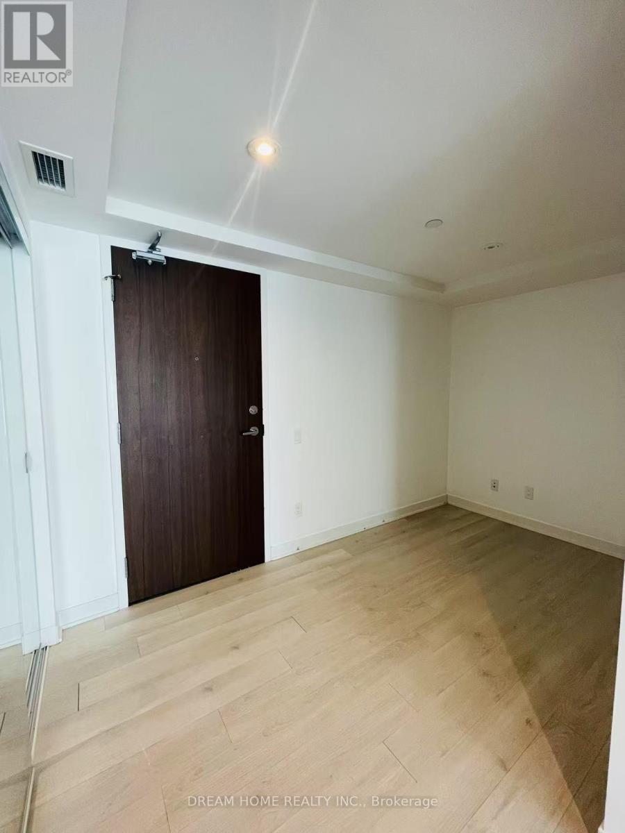 2310 - 70 Queens Wharf Road, Toronto, Ontario  M5V 0J2 - Photo 8 - C12197564