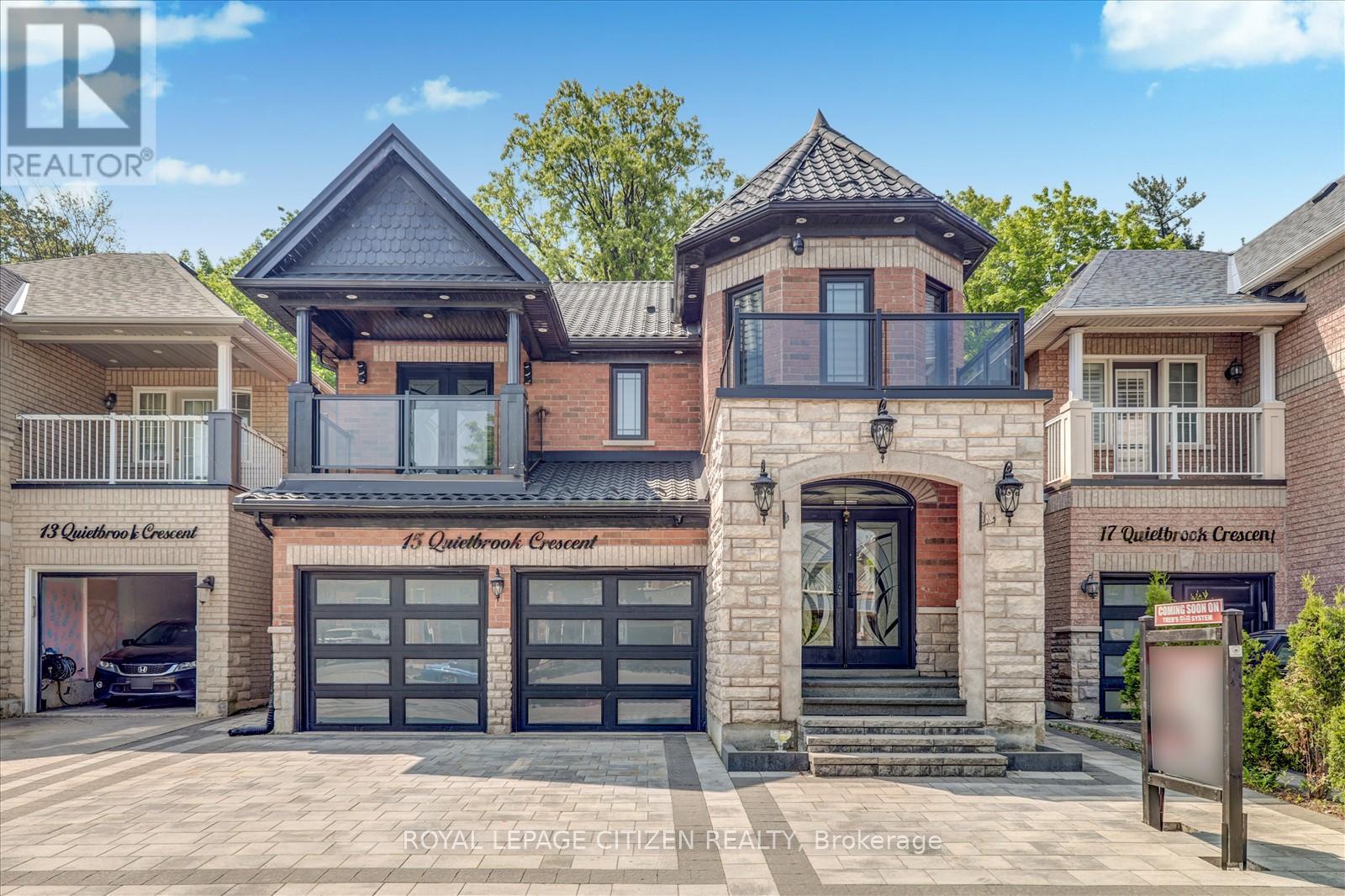 15 QUIETBROOK CRESCENT, Toronto, Ontario