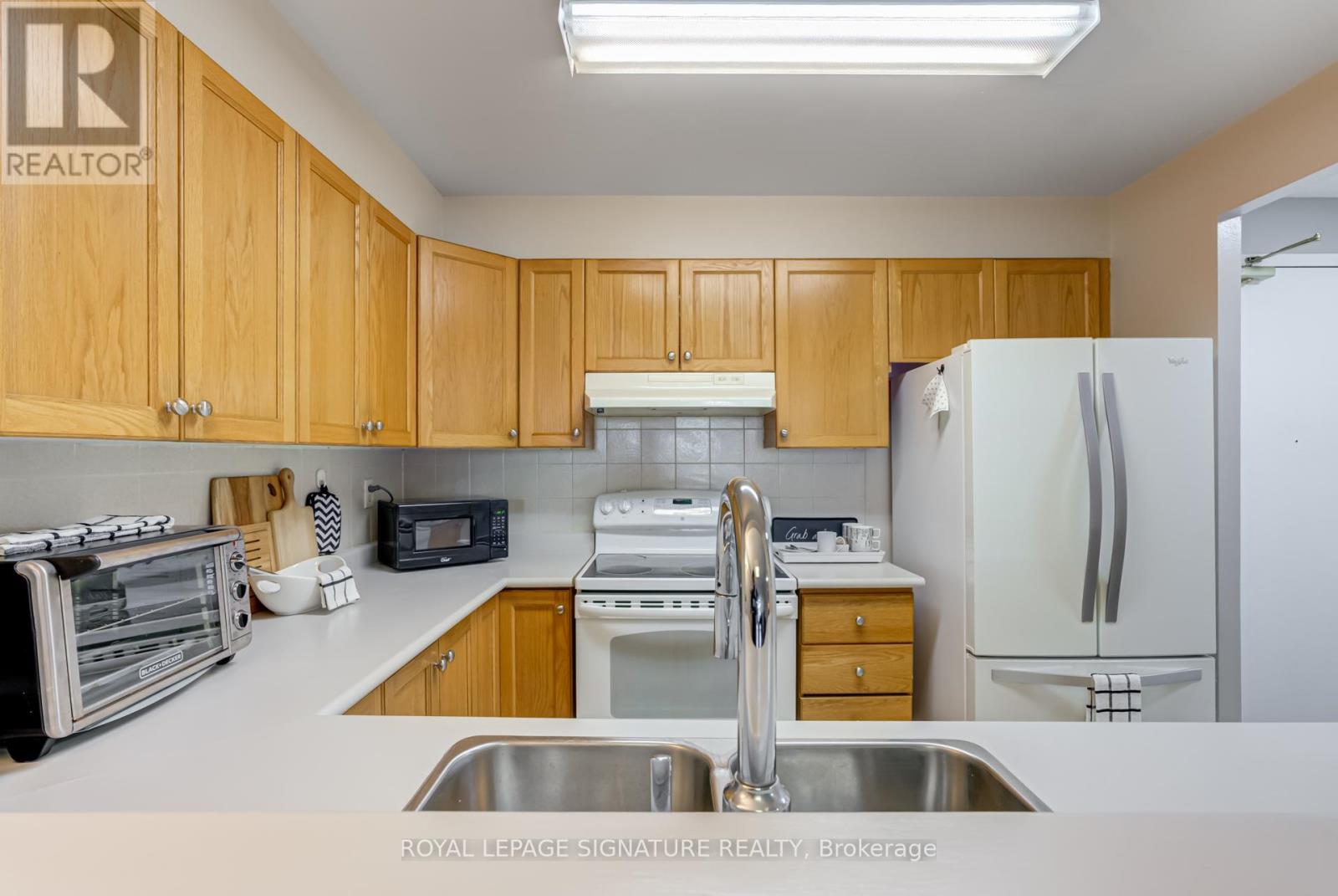 102 - 400 Mclevin Avenue, Toronto, Ontario  M1B 5J4 - Photo 8 - E12195089