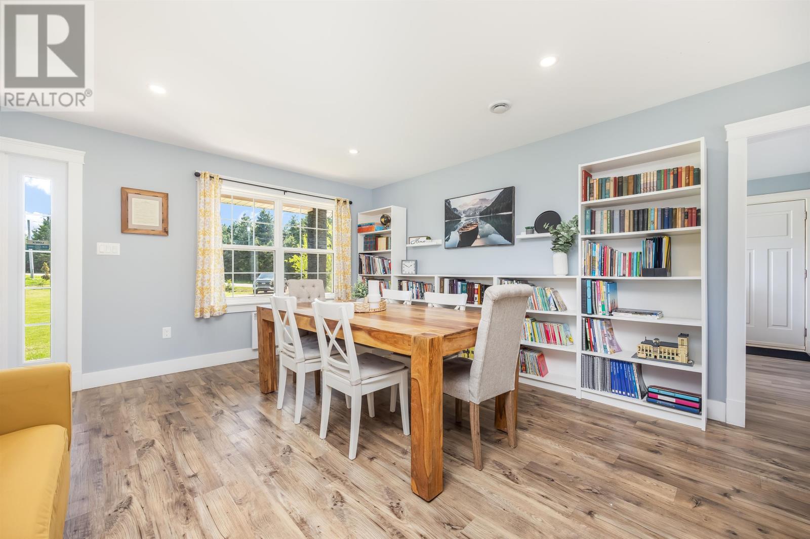 Property at 98 East Suffolk Road Extension image 5