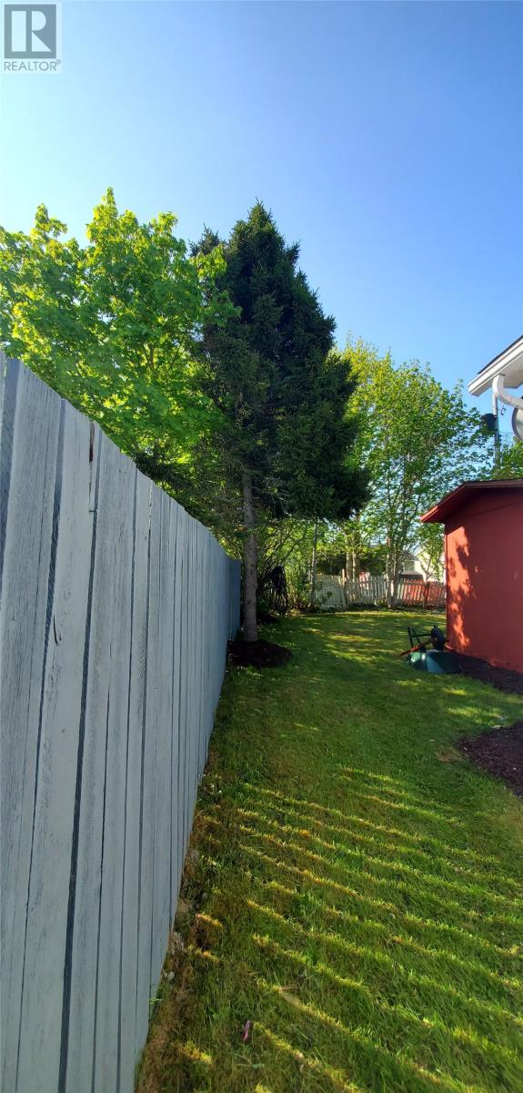 Property at 15 Wishingwell Road image 4