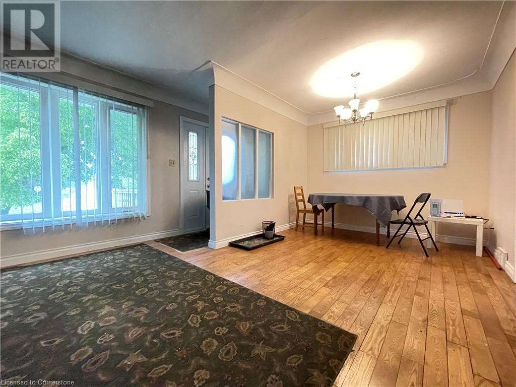 349 Whitney Avenue, Hamilton, Ontario  L8S 2H1 - Photo 8 - 40736445