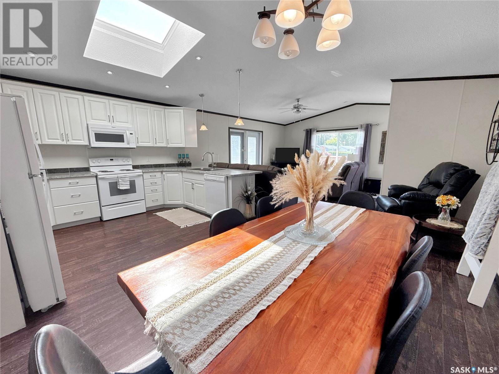 201 Margaret Court, Esterhazy, Saskatchewan  S0A 0X0 - Photo 13 - SK008237