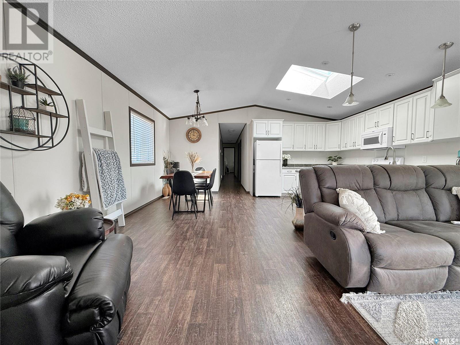 201 Margaret Court, Esterhazy, Saskatchewan  S0A 0X0 - Photo 9 - SK008237