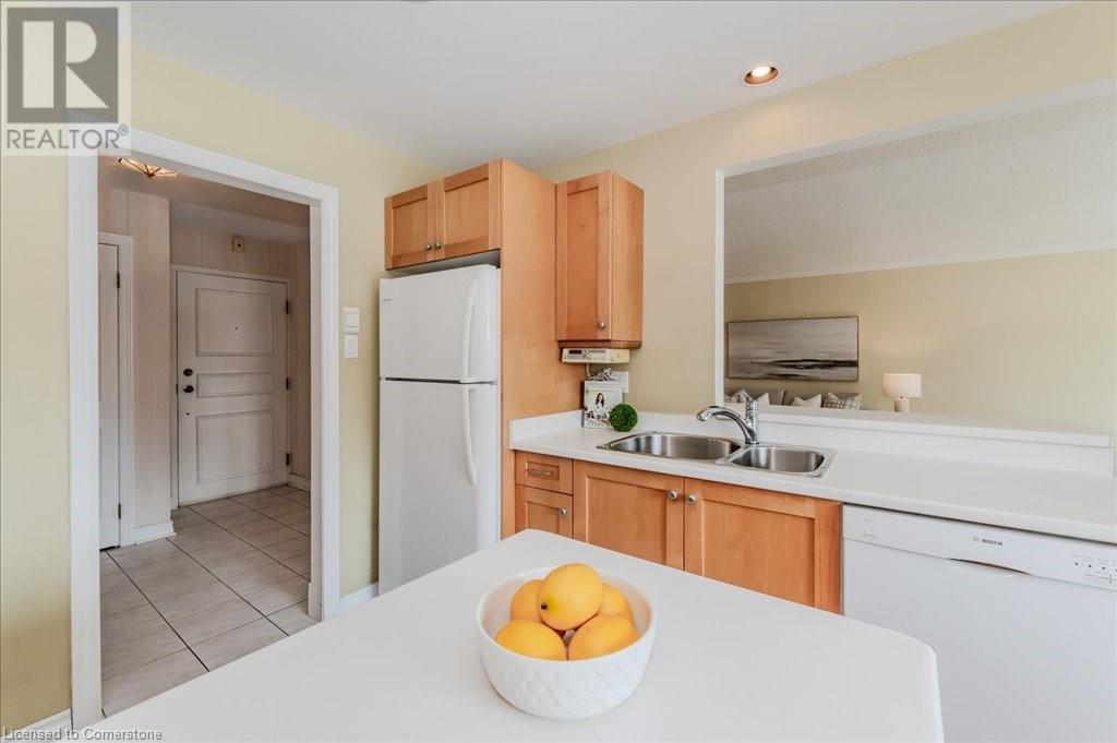 43 Caroline Street Unit# 302, Waterloo, Ontario  N2L 2Y5 - Photo 14 - 40737802