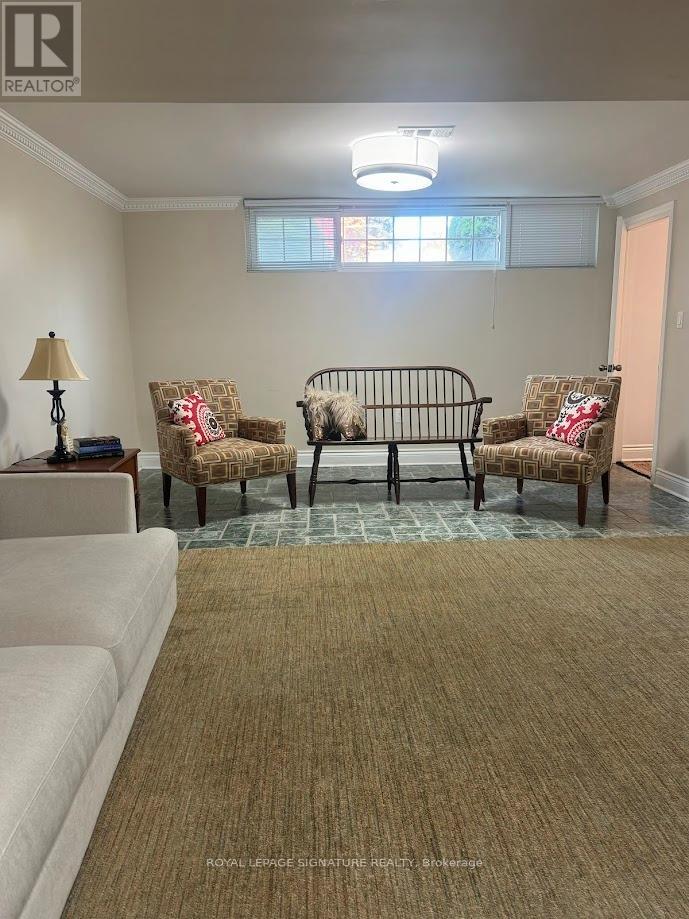 Bsmt - 31 Whitelock Crescent, Toronto, Ontario  M2K 1V9 - Photo 2 - C12140839