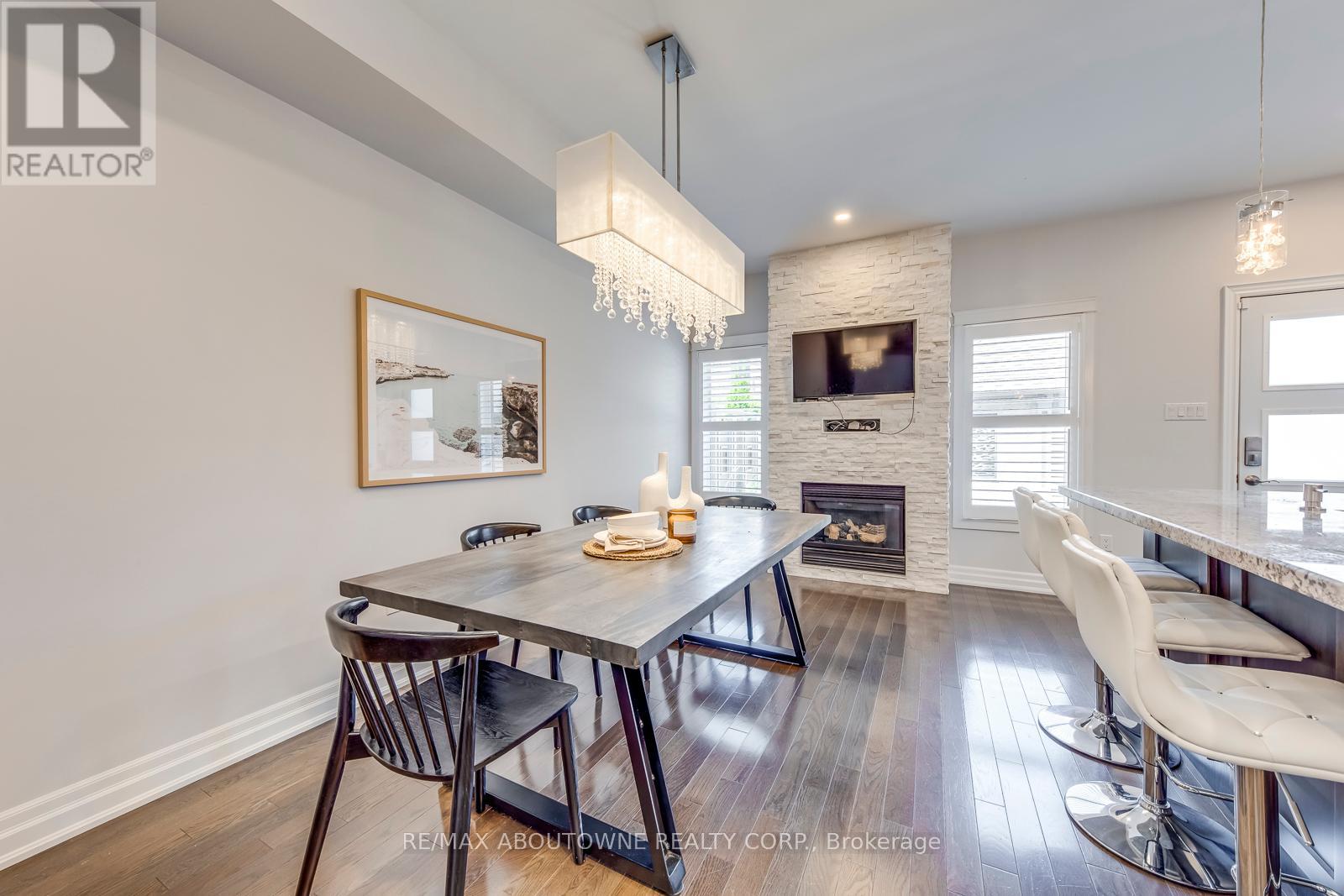 261 Gatwick Drive, Oakville, Ontario  L6H 7K3 - Photo 13 - W12197546