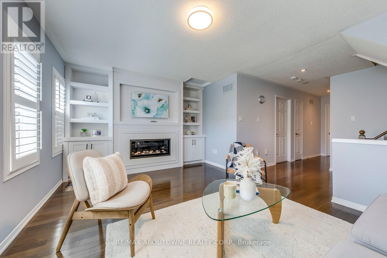 261 Gatwick Drive, Oakville, Ontario  L6H 7K3 - Photo 27 - W12197546