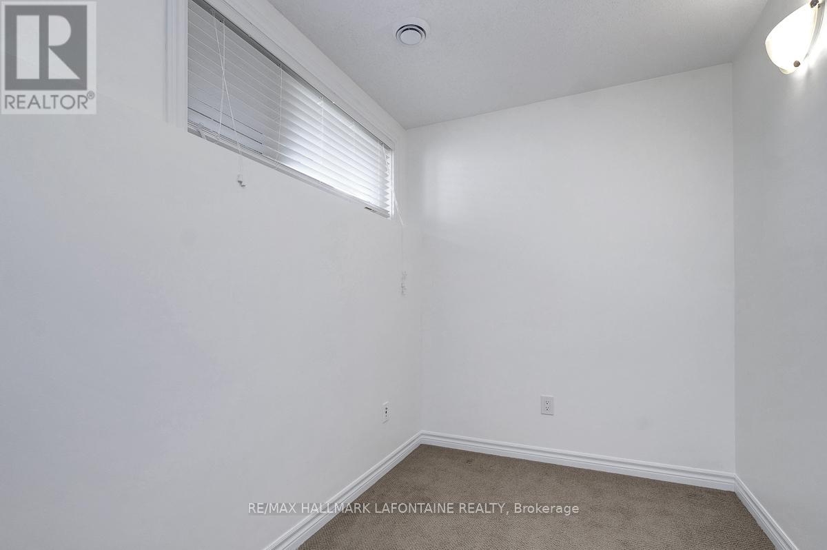 228 Pembina Private, Ottawa, Ontario  K4M 0G7 - Photo 21 - X12197515