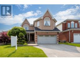 38 APPLE BLOSSOM BOULEVARD, Clarington, Ontario