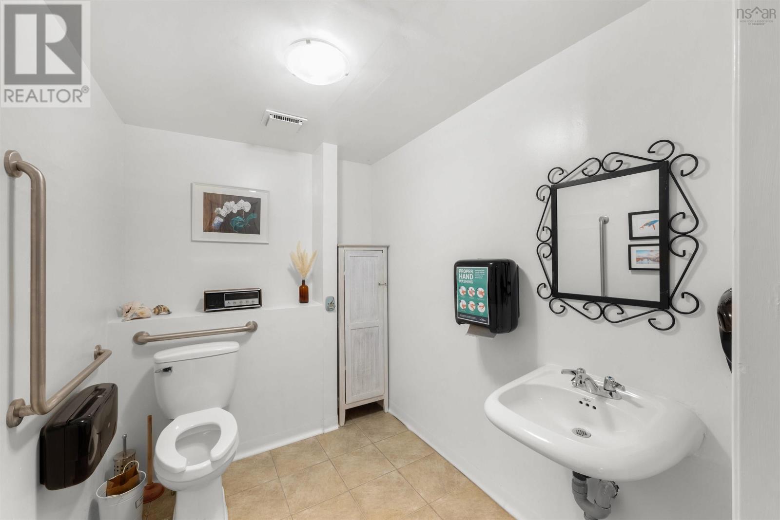 11377 Peggys Cove Road, Seabright, Nova Scotia  B3Z 2Z3 - Photo 31 - 202501027