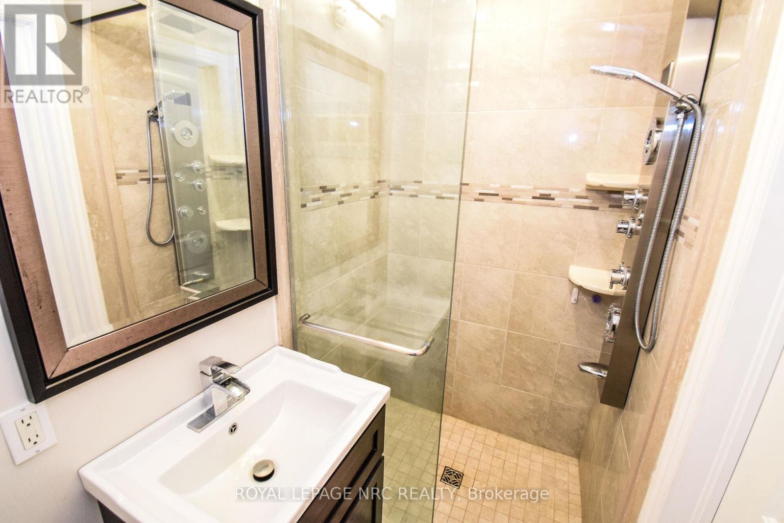 155 East West Line Road, Niagara-On-The-Lake, Ontario  L0S 1J0 - Photo 16 - X12197584