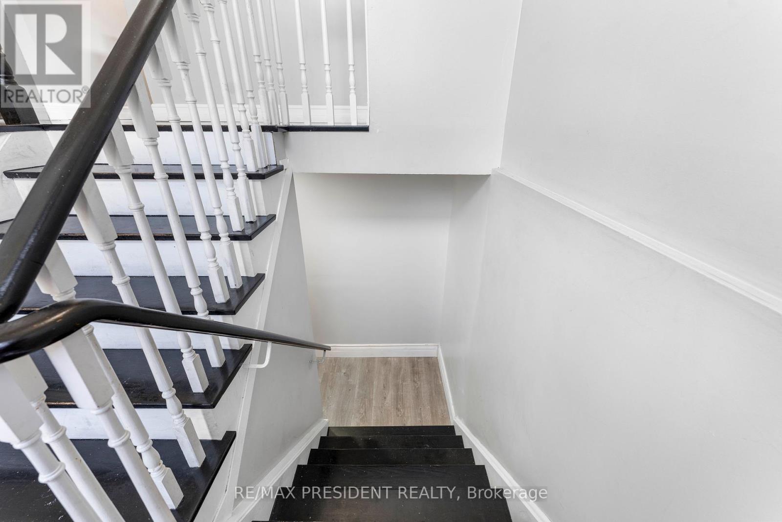 4 Royal Salisbury Way, Brampton, Ontario  L6V 3J6 - Photo 29 - W12194945