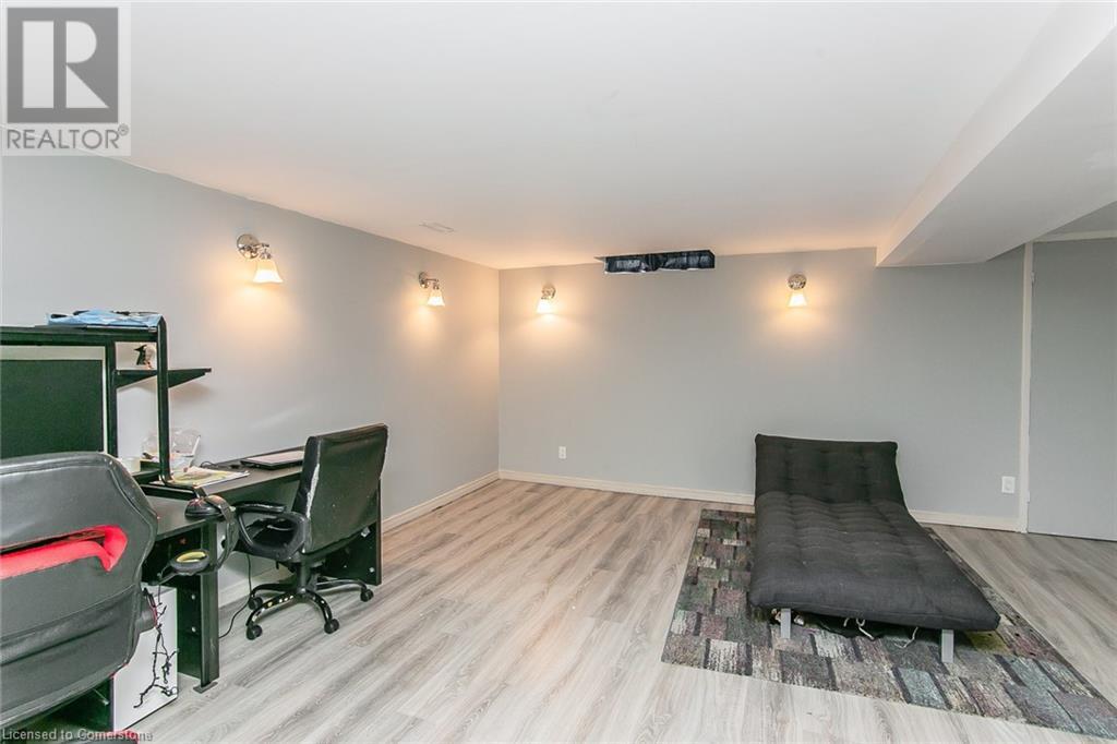 130 Kingswood Drive Unit# 33, Kitchener, Ontario  N2E 1S9 - Photo 36 - 40737807