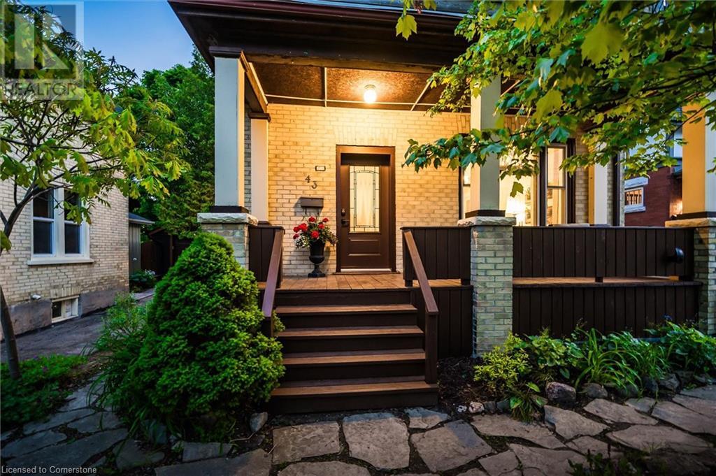 43 Dekay Street, Kitchener, Ontario  N2H 3T4 - Photo 2 - 40736829