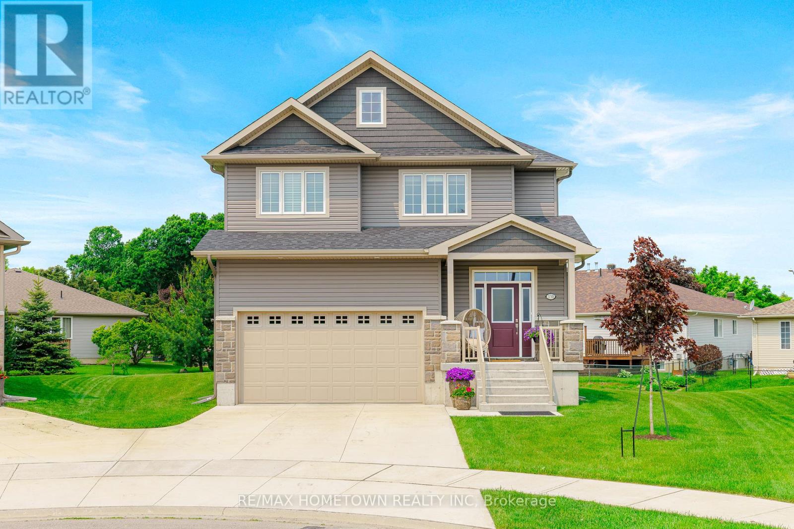 Property at 138 WILDWOOD CRESCENT image 1