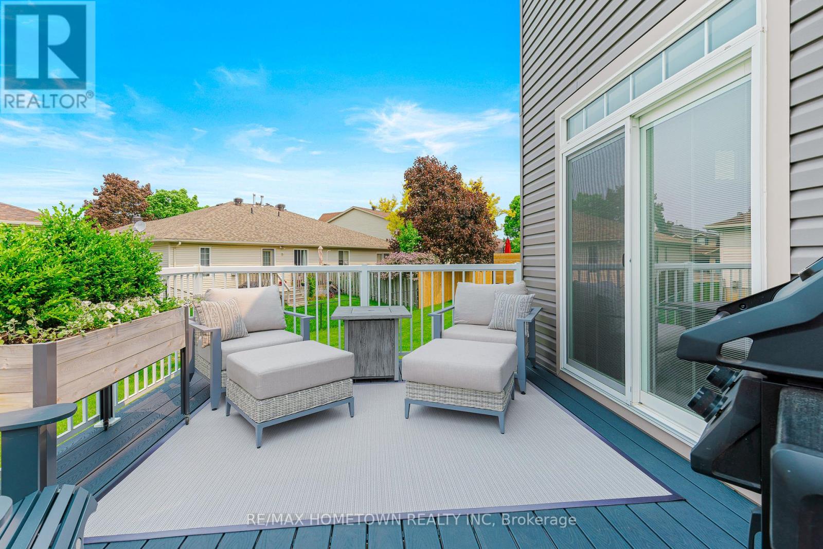 Property at 138 WILDWOOD CRESCENT image 5