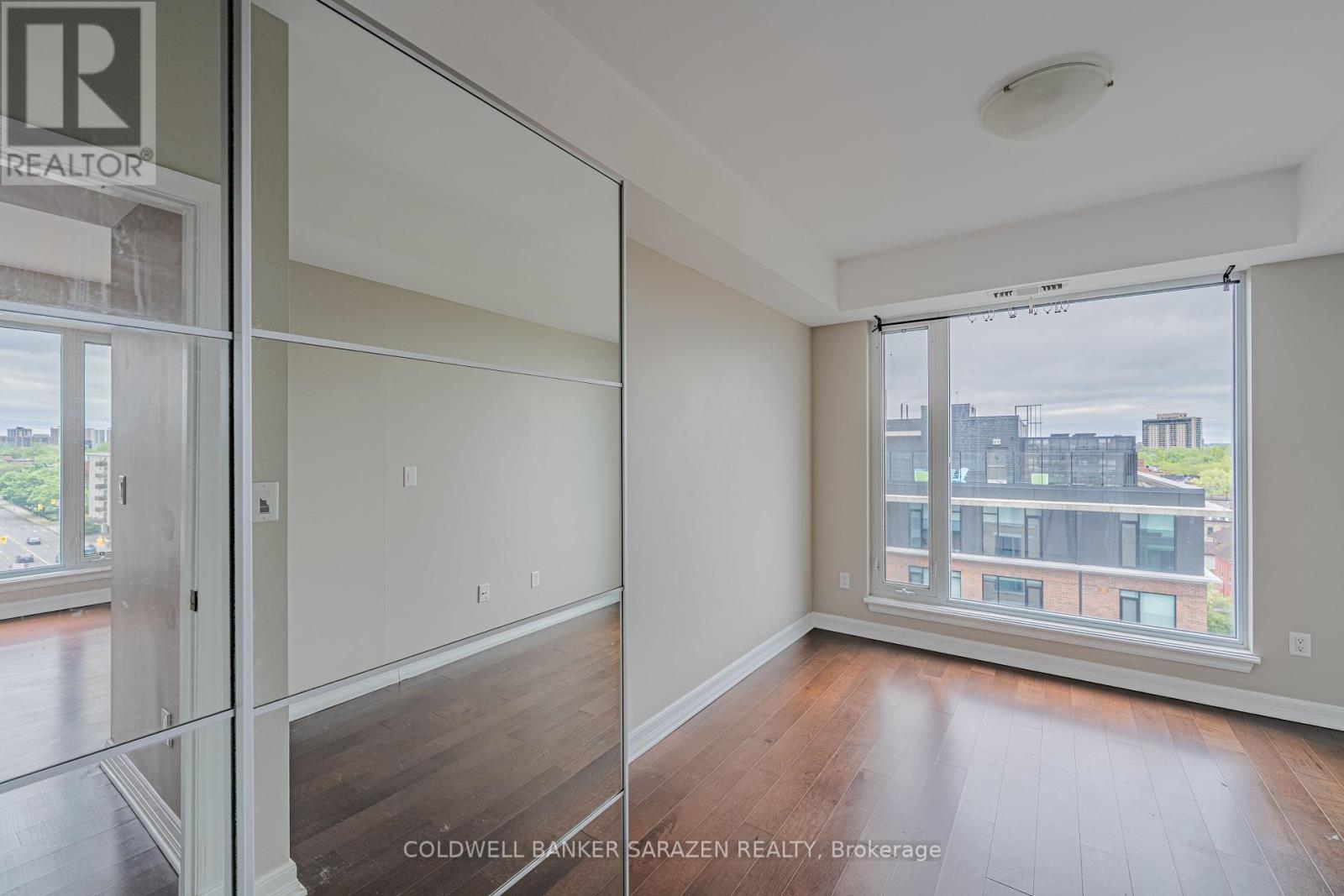1015 - 238 Besserer Street, Ottawa, Ontario  K1N 6B1 - Photo 9 - X12153642