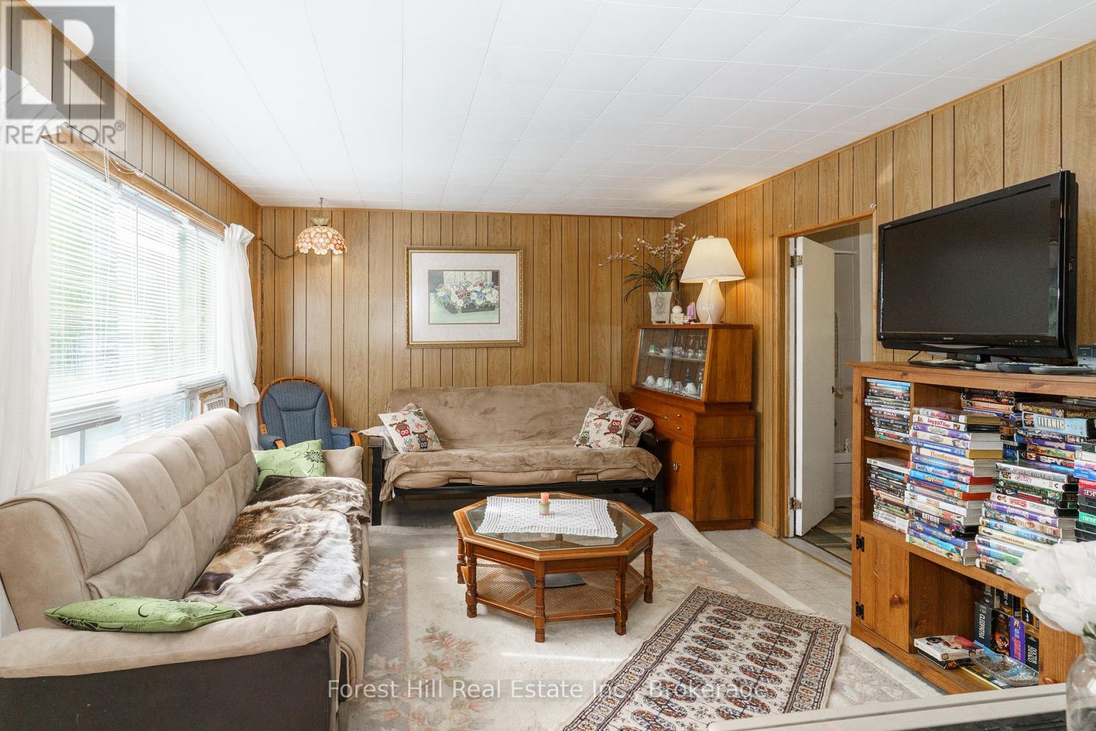 1041 Longline Lake Road, Lake Of Bays, Ontario  P0A 1E0 - Photo 11 - X12197671