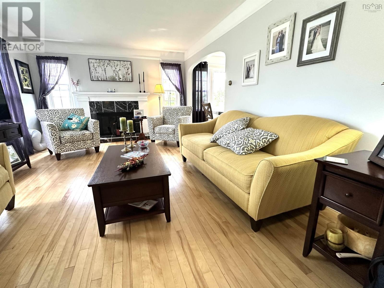 Property at 39 College Street image 3
