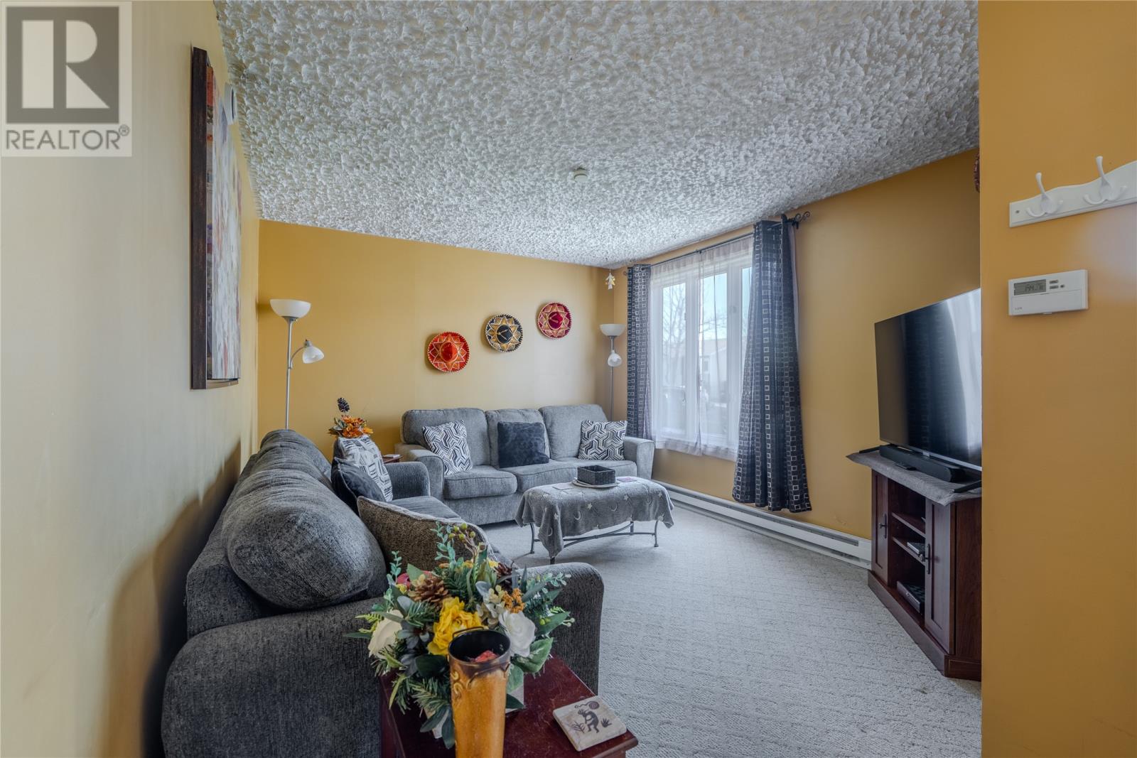 Property at 18 Chapman Crescent image 5