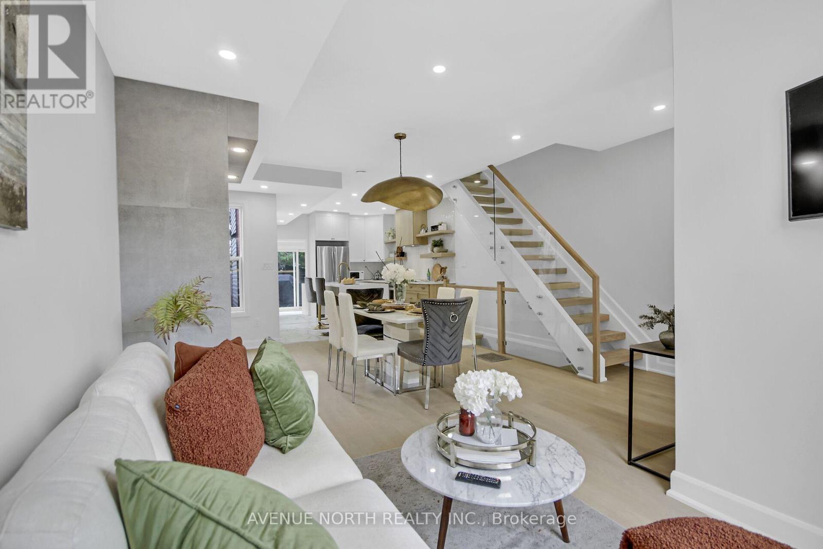48 Brighton Avenue, Ottawa, Ontario  K1S 0T2 - Photo 8 - X12197633