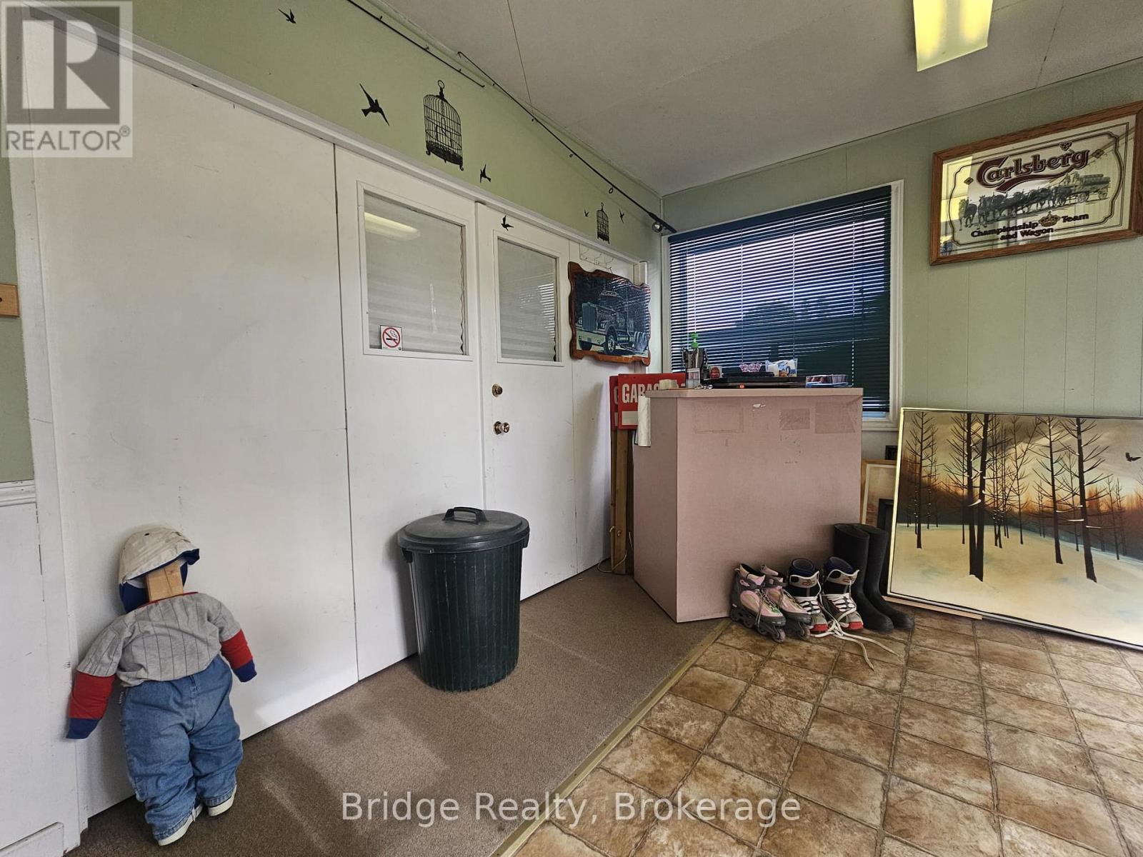 200 Huron Street, Woodstock, Ontario  N4S 7A1 - Photo 9 - X12197387