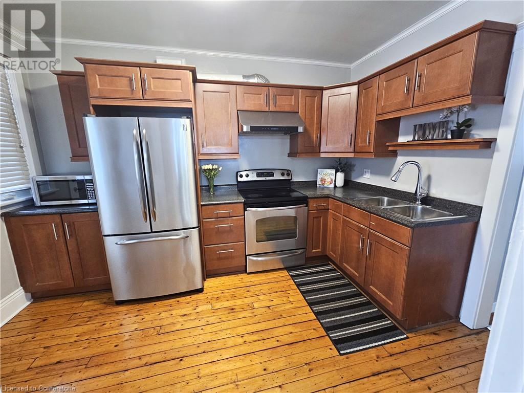 34 Connaught Avenue S, Hamilton, Ontario  L8M 3C2 - Photo 12 - 40697794