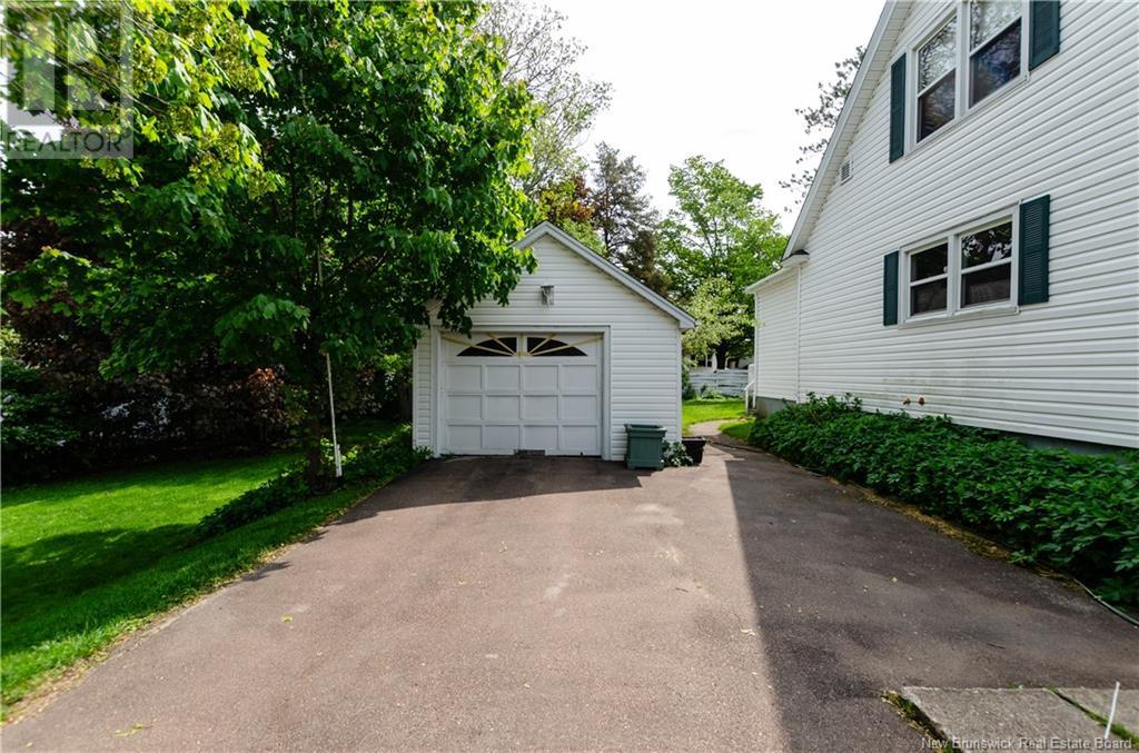 230 Mcclelan Avenue, Riverview, New Brunswick  E1B 1X4 - Photo 3 - NB117052