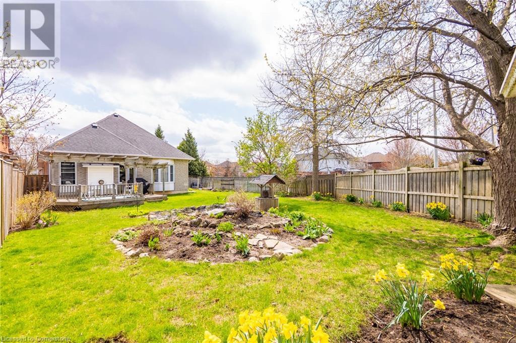 1 Strathroy Crescent, Waterdown, Ontario  L8B 0N5 - Photo 47 - 40724275