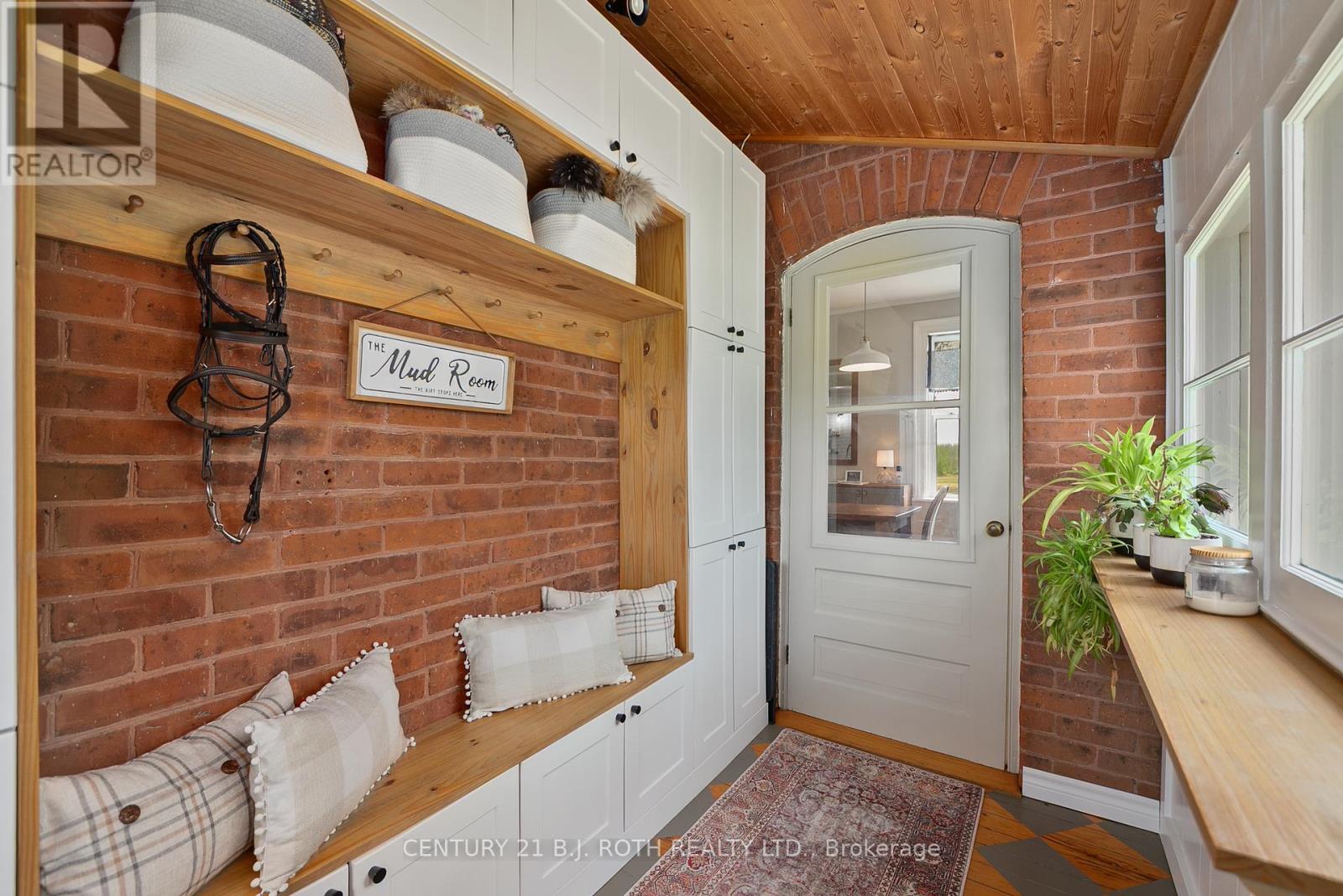 1091 Big Bay Point Road, Innisfil, Ontario  L9S 2N6 - Photo 7 - N12197588