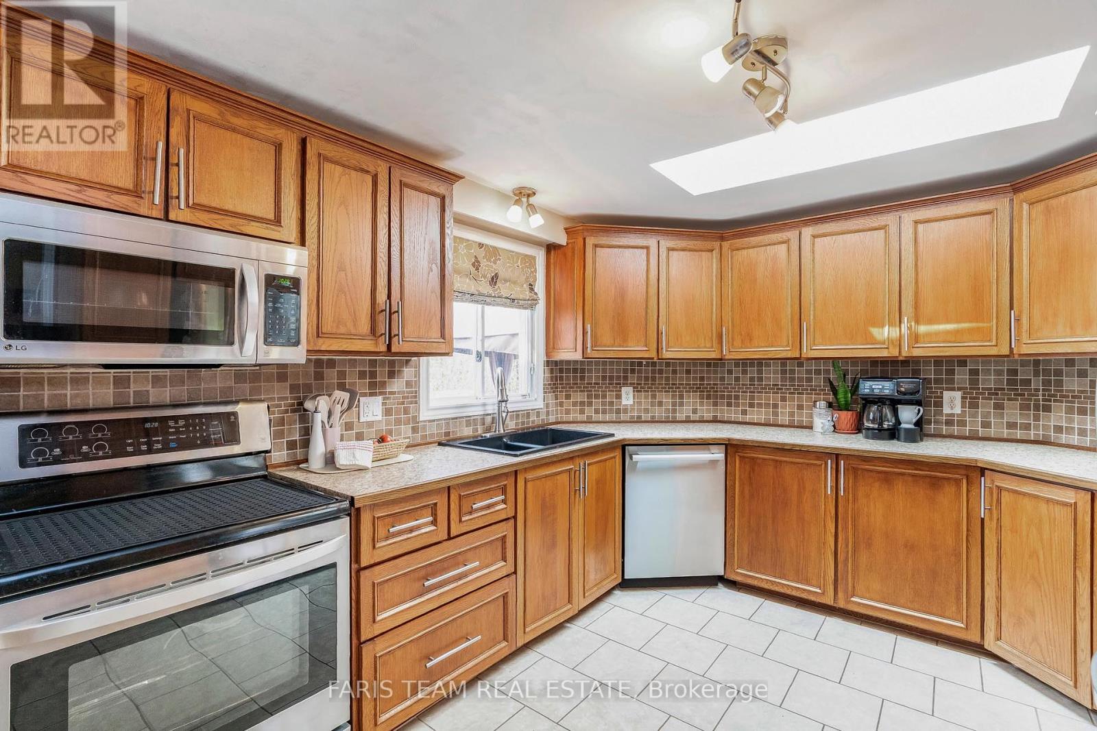 Property at 81 CORNER BROOK TRAIL image 4