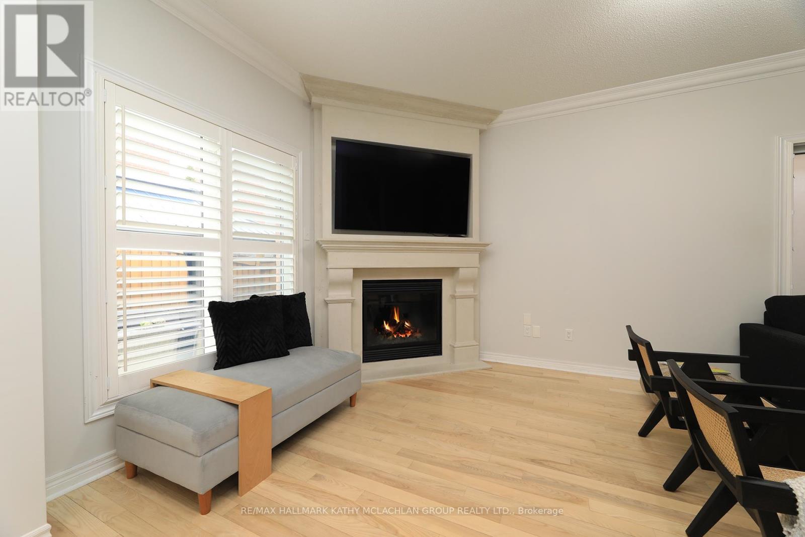 103 Filippazzo Road, Vaughan (Vellore Village), Ontario  L4H 0N1 - Photo 13 - N12197638