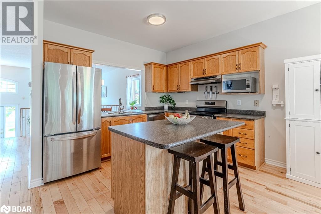 255 Mapleton Avenue, Barrie, Ontario  L4N 8T3 - Photo 7 - 40737621