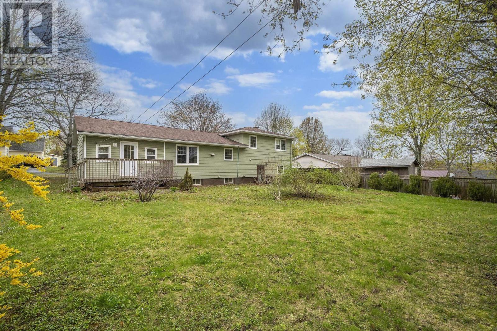 Property at 47 Greenwood Street image 3