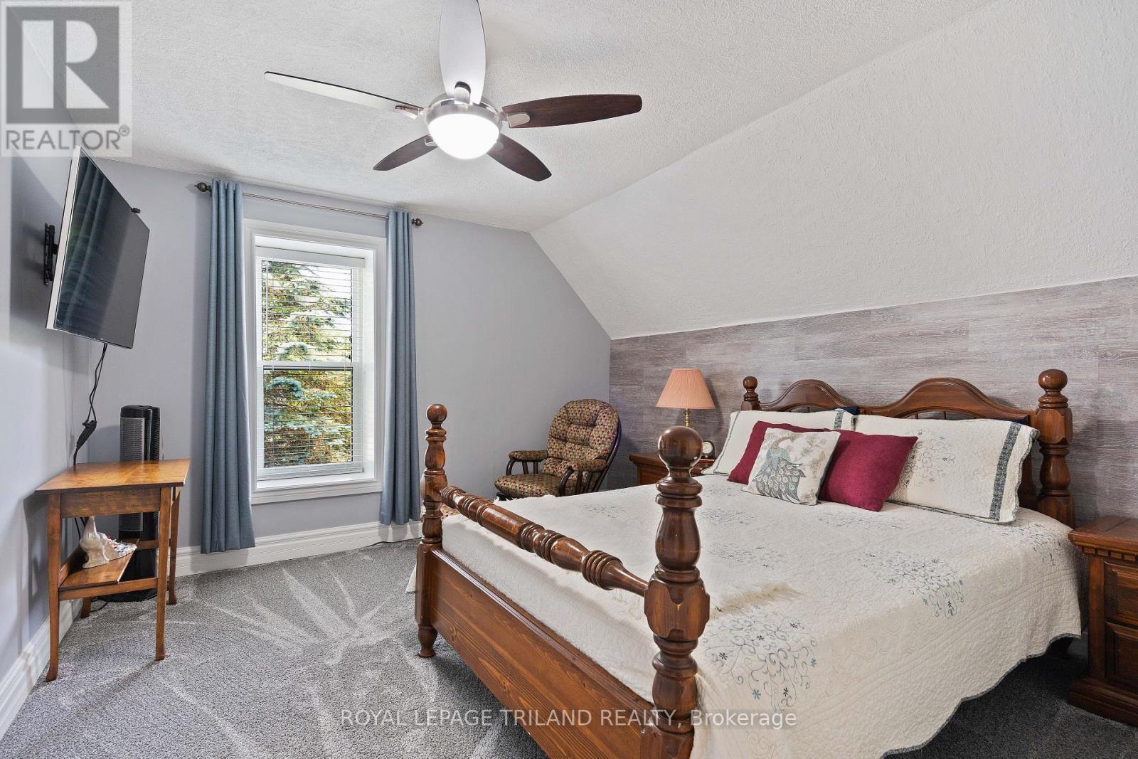 146 Shackleton Line, Dutton/dunwich, Ontario N0L 1J0 - Photo 11 - X12197757