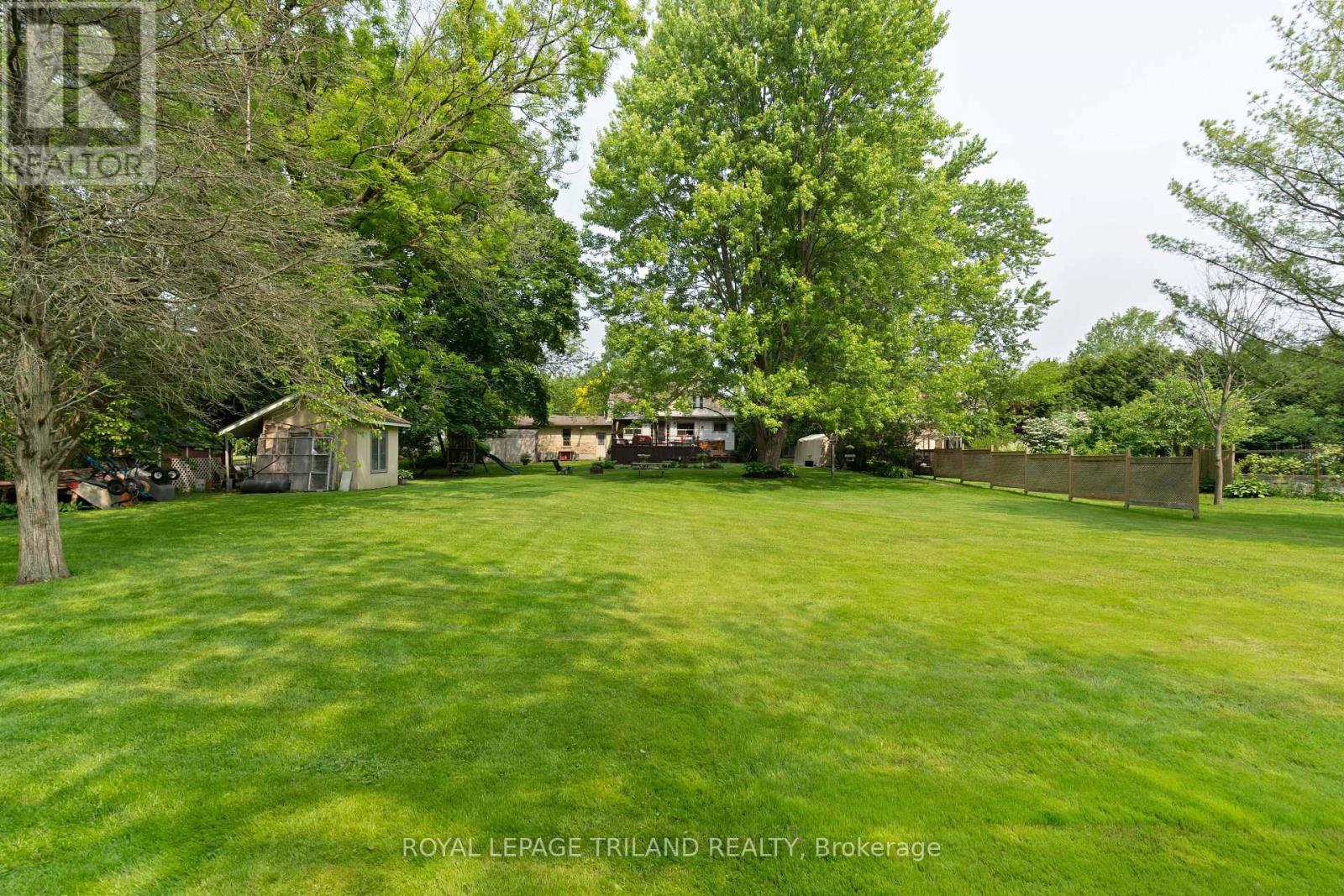 146 Shackleton Line, Dutton/dunwich, Ontario N0L 1J0 - Photo 47 - X12197757